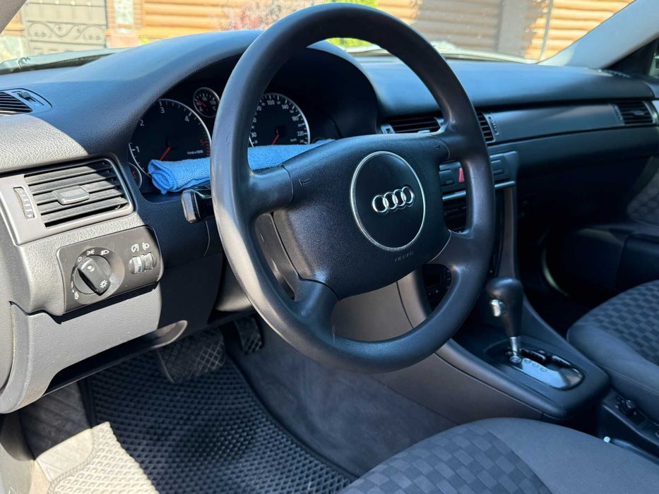 Audi A6 2002 гарний стан 2,5 дизель автомат