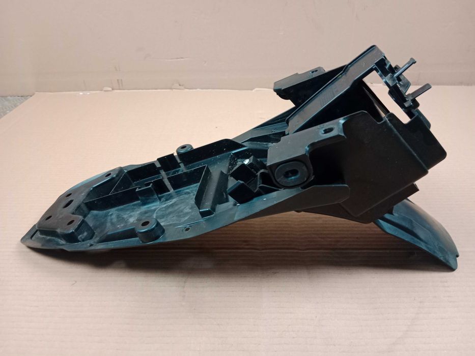 SUZUKI SV 650 X Wypełnienie Stelaża Tył Nadkole 2020