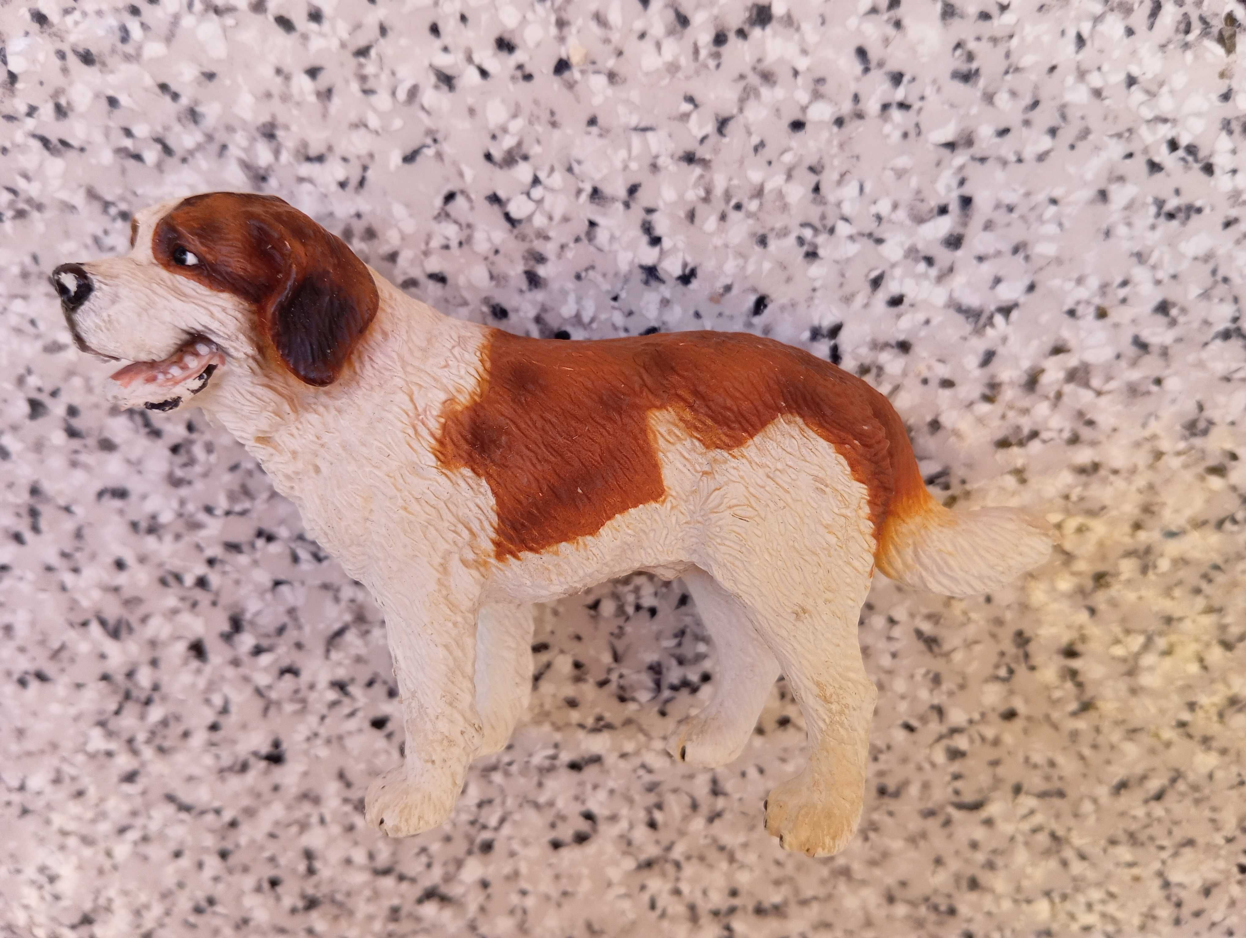 Figura PVC Cão São Bernardo Schleich