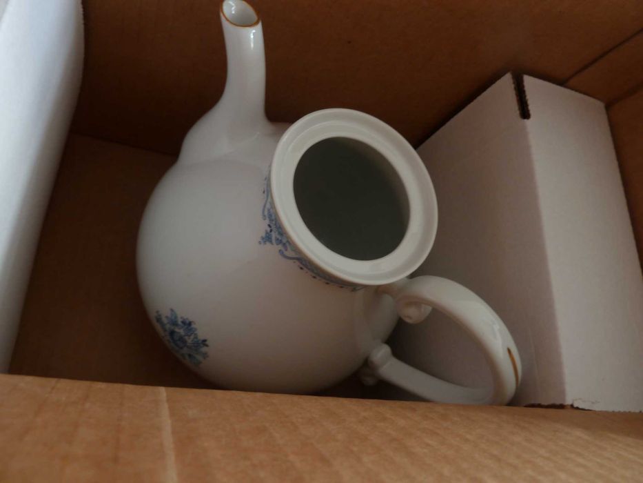 Serviço de Jantar, café e cha 70 peças