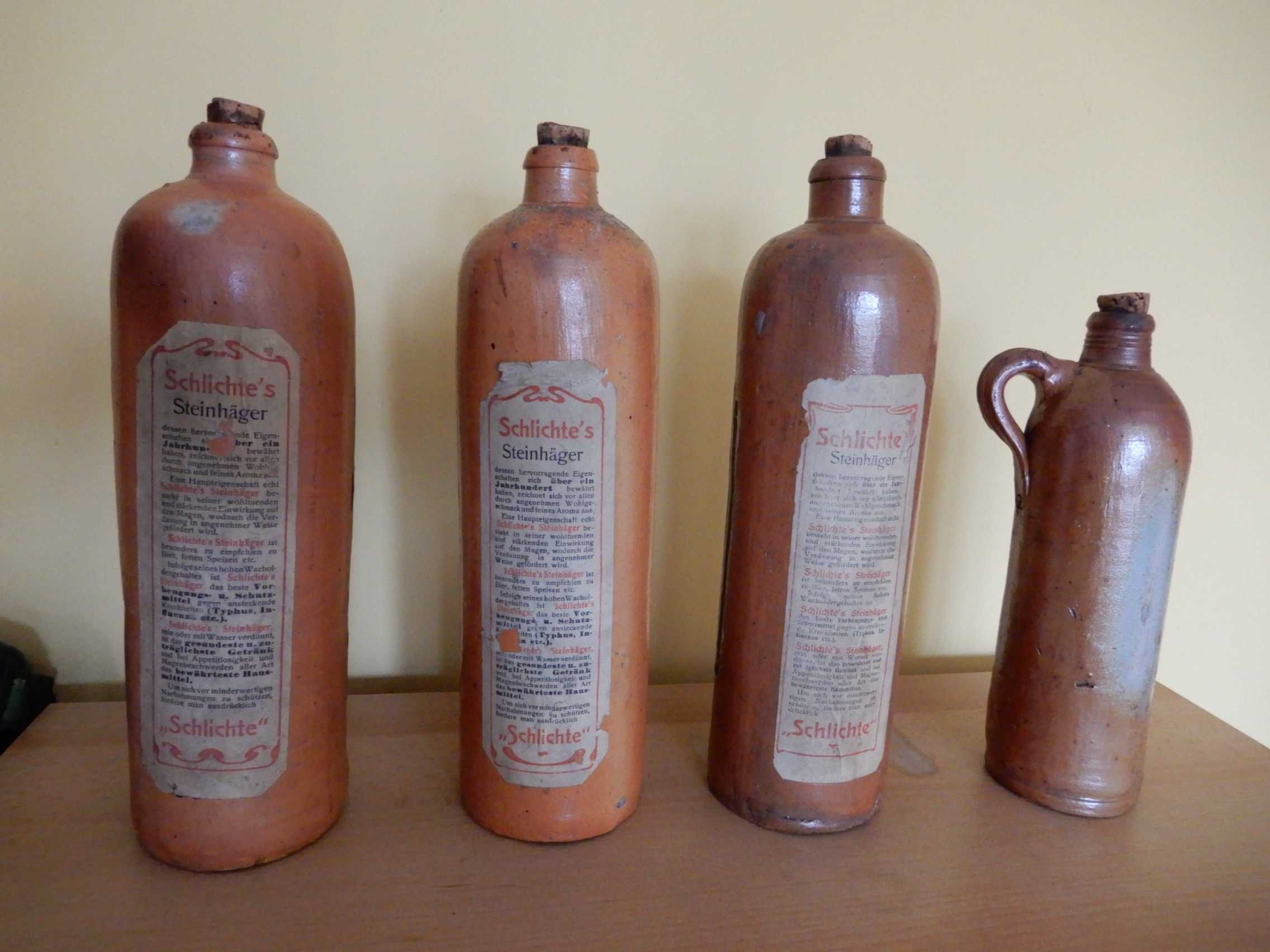 Stare zabytkowe butelki ceramiczne