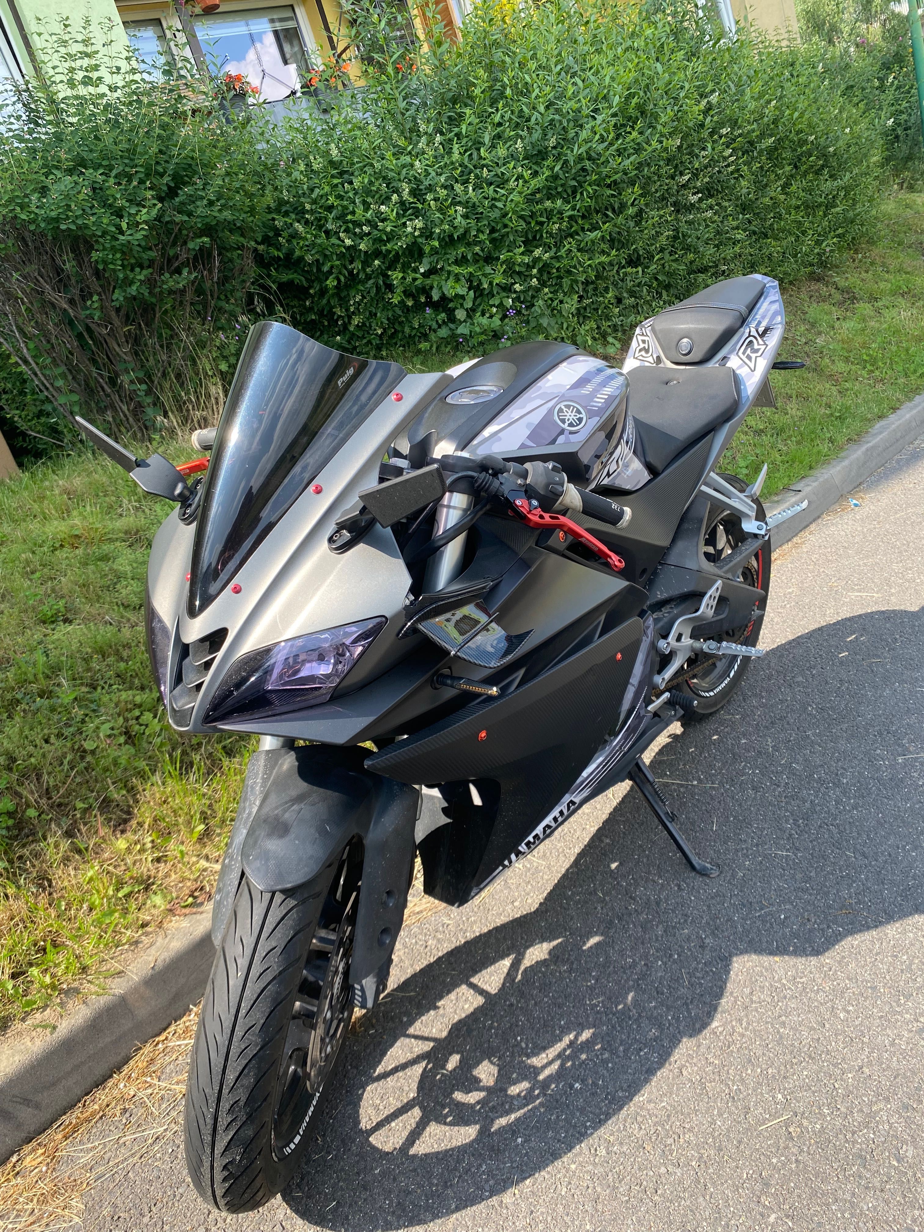 Motor Yamaha YZF-R125