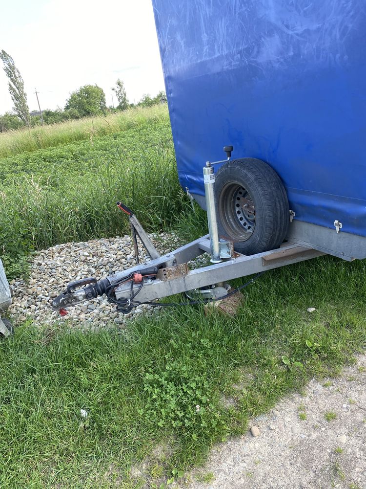 Причіп двохосний