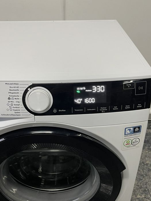 Пральна машина з фунцією парового освіження AEG LR7A70690