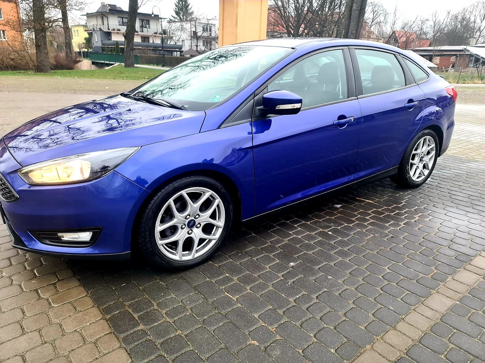 Ford Focus 2.0 SE automat