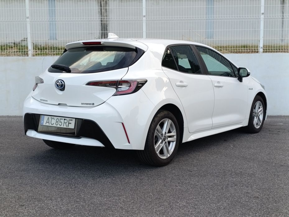 Vendo Toyota Corolla 1.8 hybrid