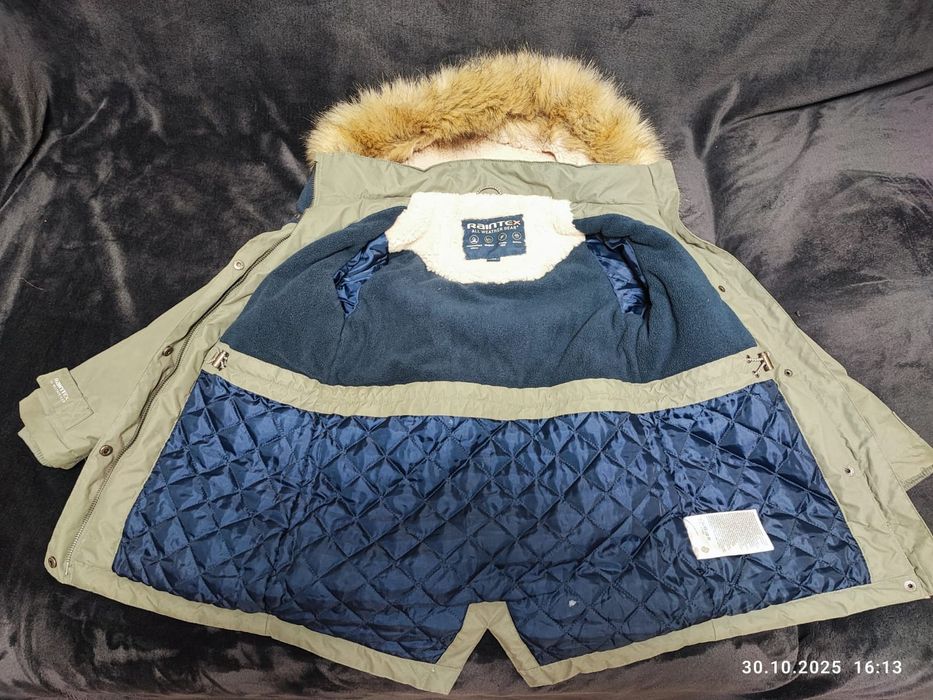 Зимова куртка парка для дівчини