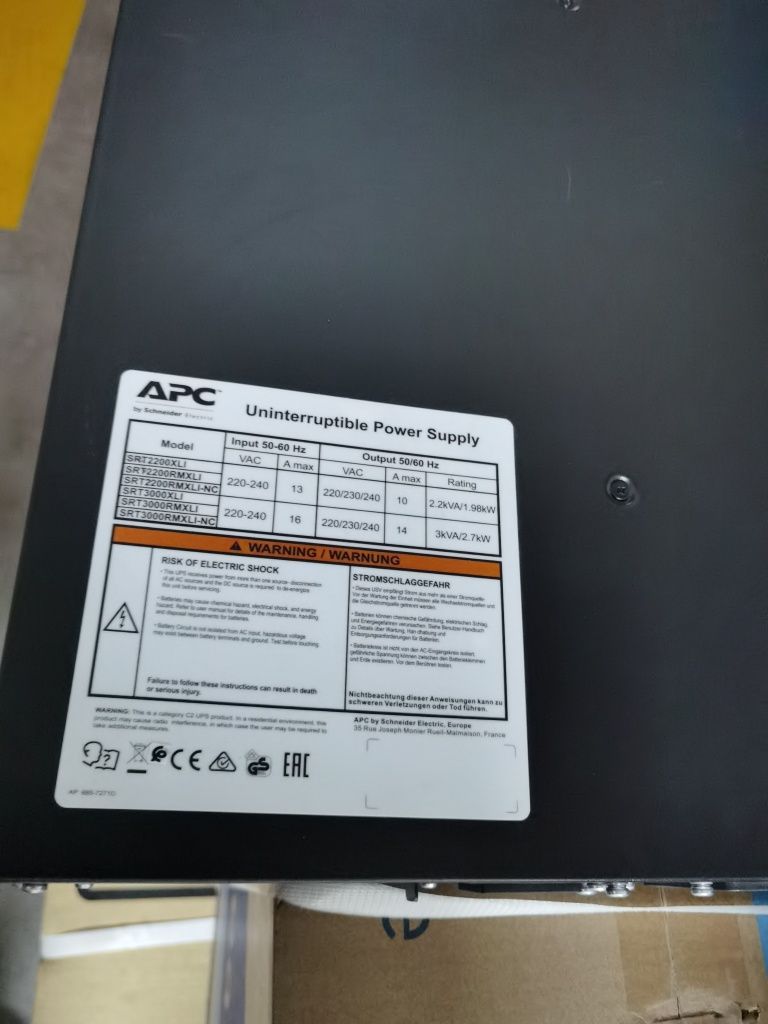 Smart UPS APC SRT3000 rmxli-nc
