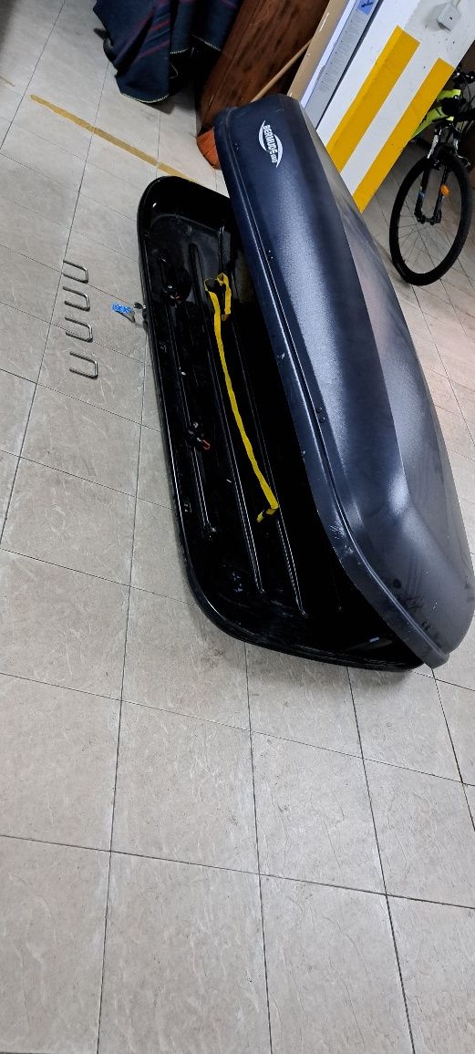 Mala tejadilho bermude 660