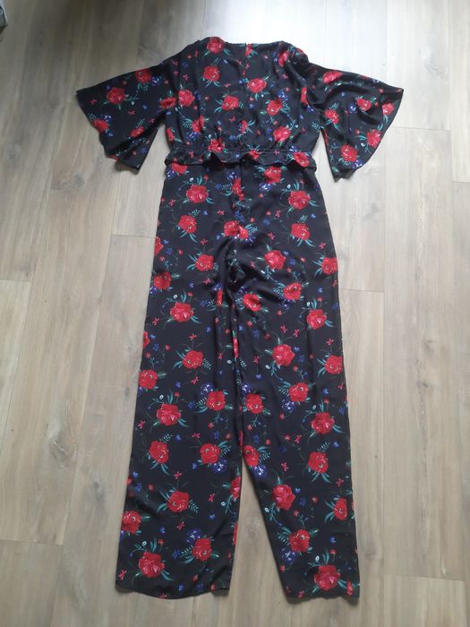 Kombinezon kwiaty wzorzysty elegancki wizytowy 38 M