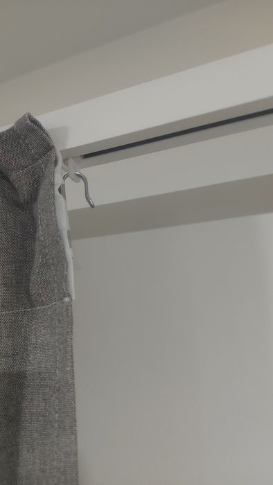 Calha para cortinado