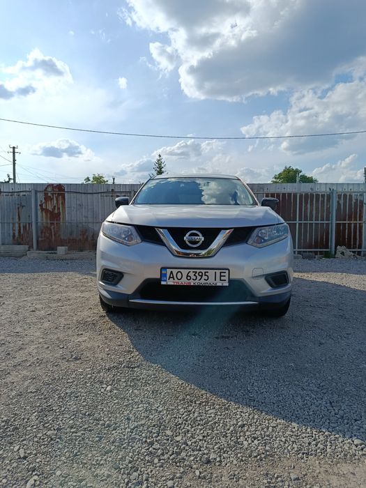 NISSAN ROGUE 2016 перший власник в Україні