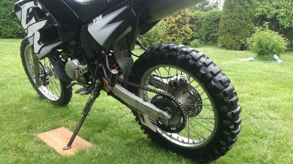 Yamaha DT 125 R  1996 Kategoria B Enduro