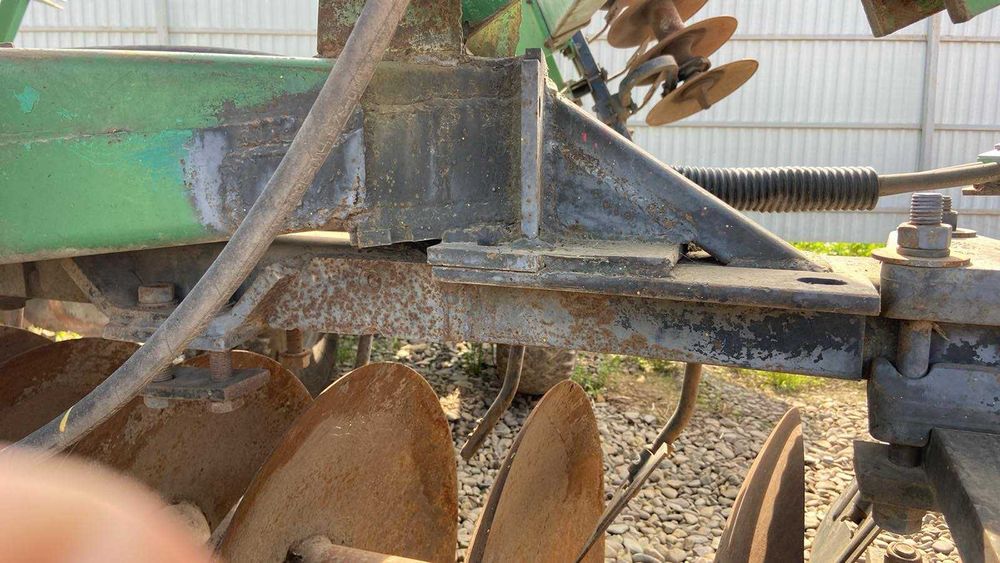 Борона дискова John Deere-637