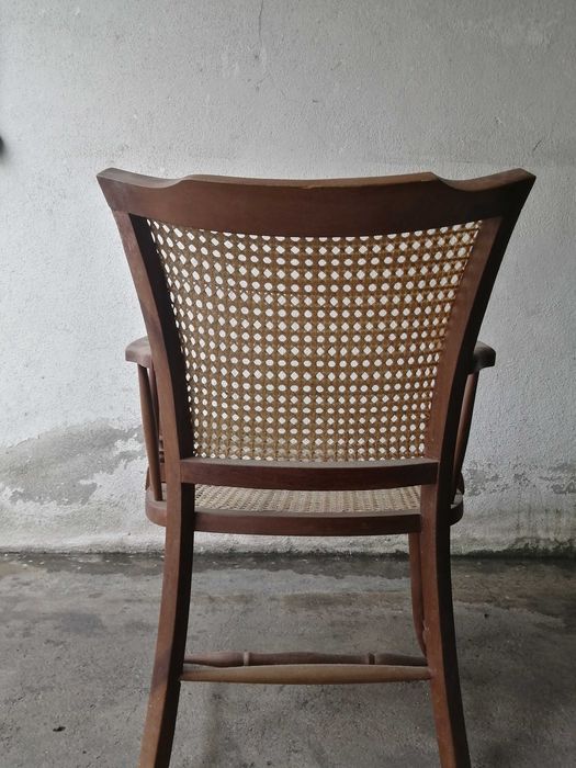 Cadeira Vintage de madeira e verga
