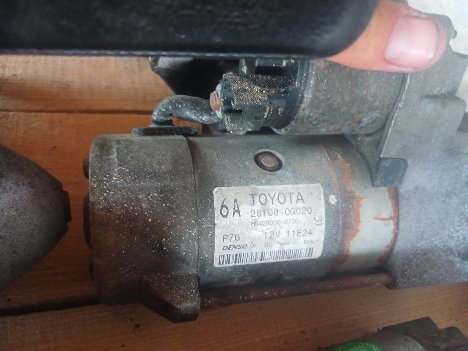 Тойта авенсіс т 25 комплект генера в робочому стані дамо гарантію