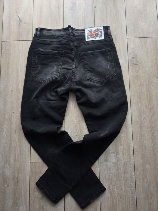 Męskie spodnie jeansowe Dsquared2 rozm.32