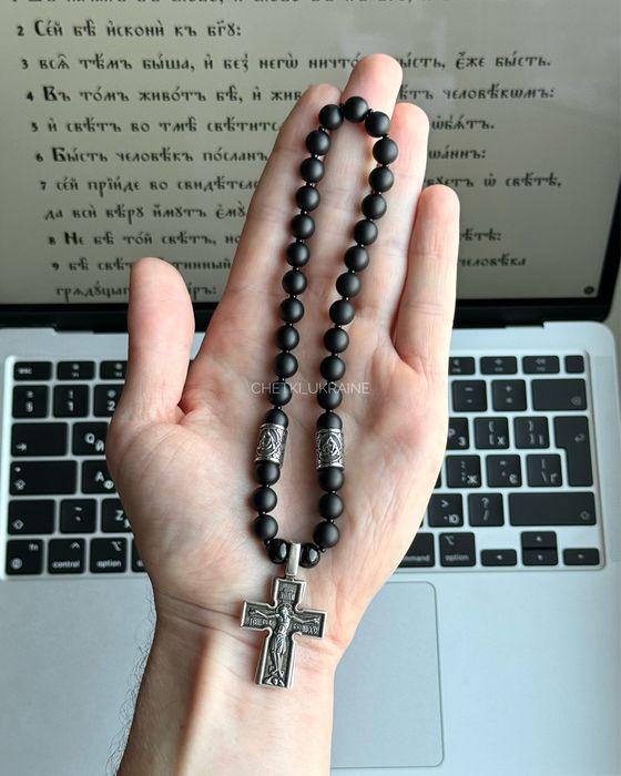 Чотки з хрестом в авто Православный крест на бусах в машину иконка