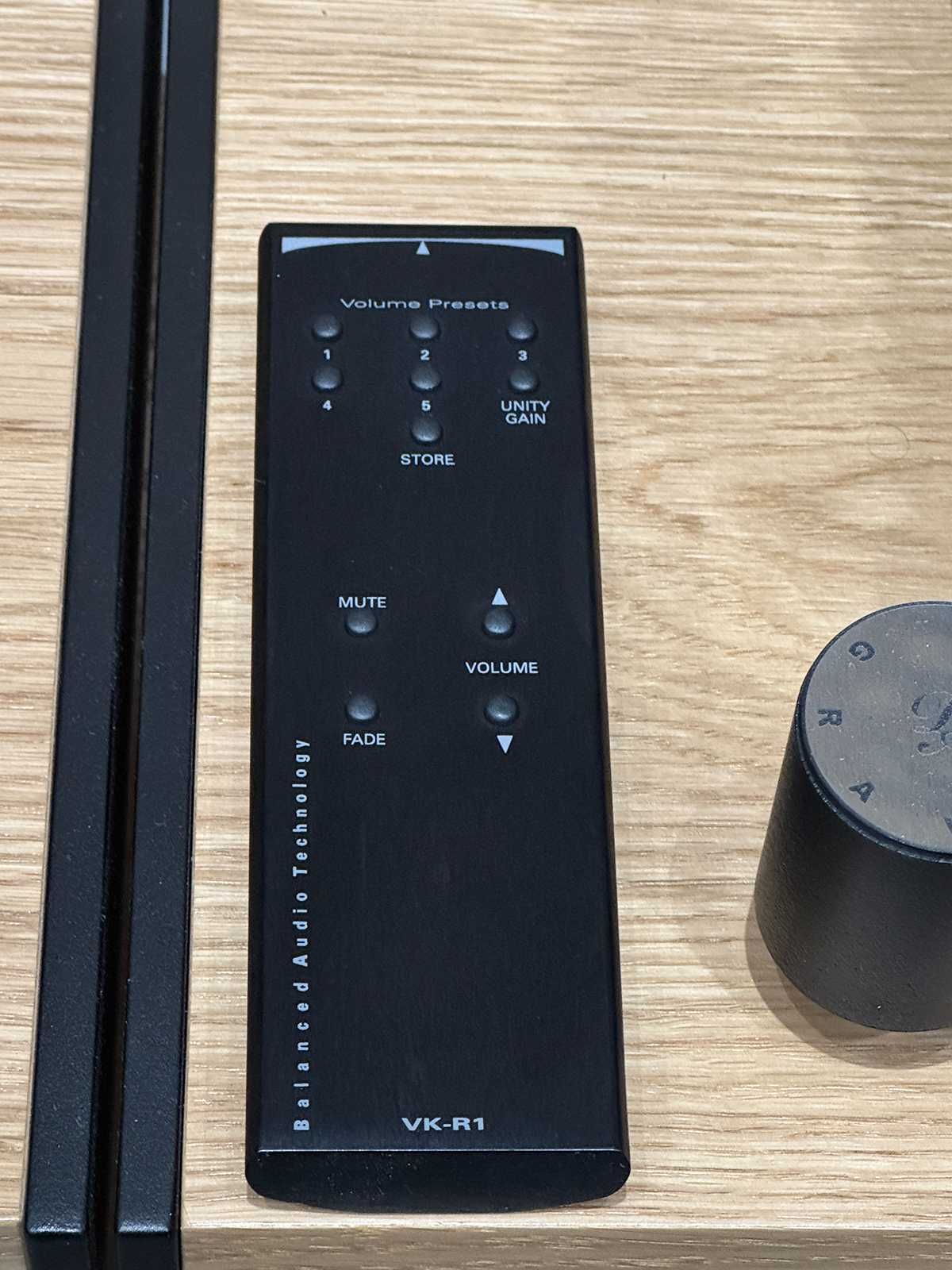 Balanced Audio Technology (BAT) VK-3iX SE + Phono + pilot | Preamp
