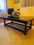 Mesa de sala preta vintage