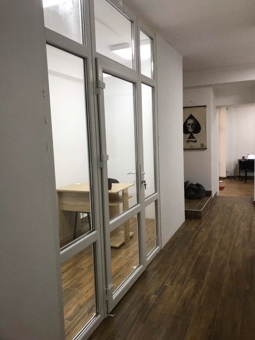Металопластикові вікна та двері.