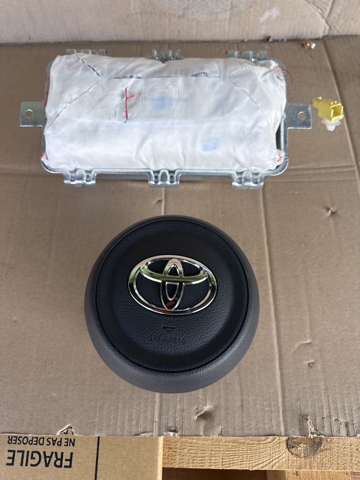 Toyota yaris IV cross airbag poduszki powietrzne