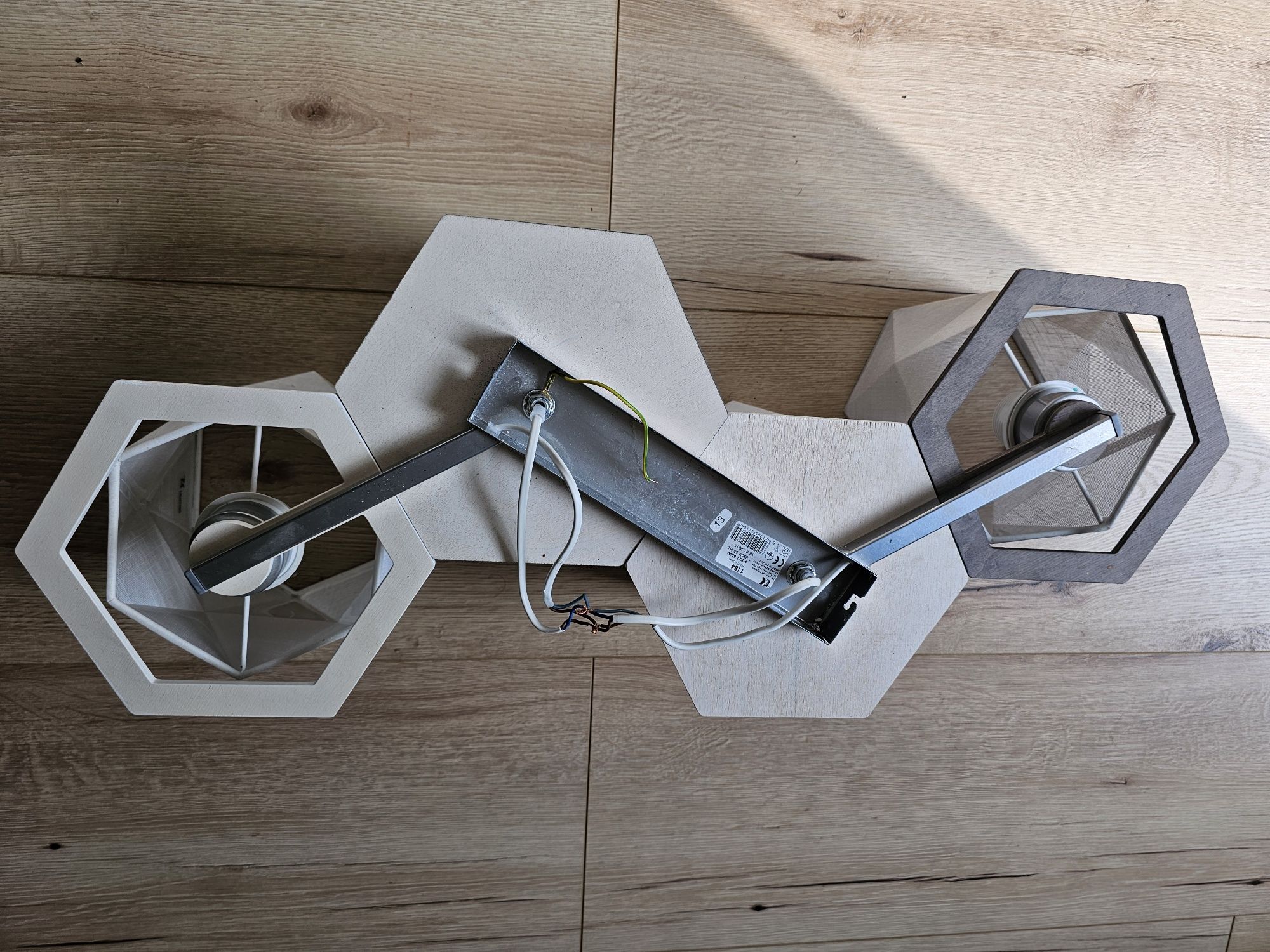 Nowoczesna lampa sufitowa, żyrandol,  z geometrycznymi kloszami – 4-pu
