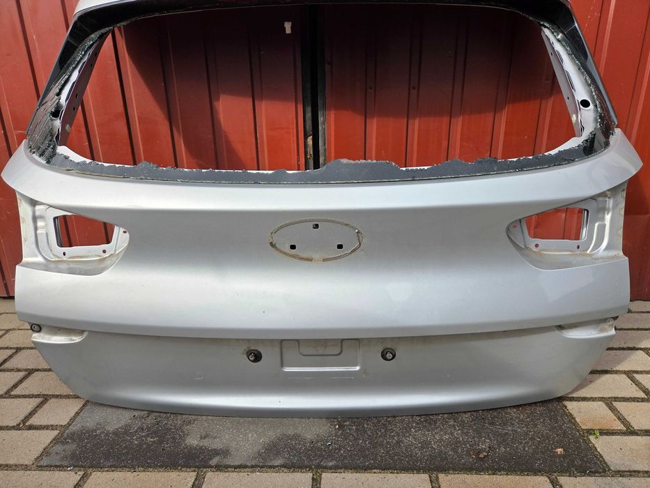 Klapa Hyundai i30 III Kombi 18-24 do założenia