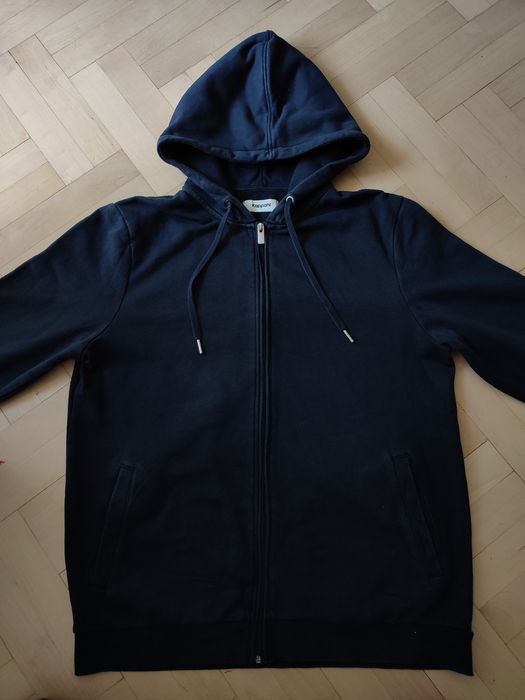 Granatowa bluza rozpinana