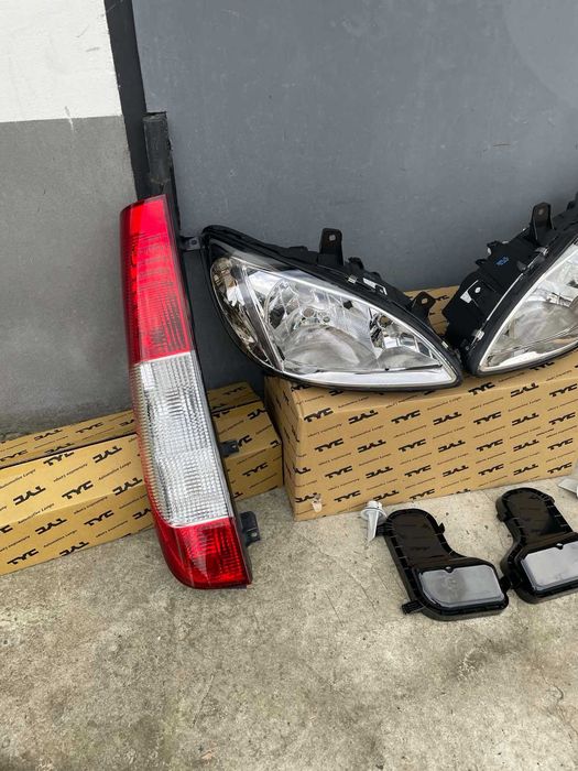 Ліхтар,фара,стоп,фонарь пороги арки Mercedes Vito 639 віто 639