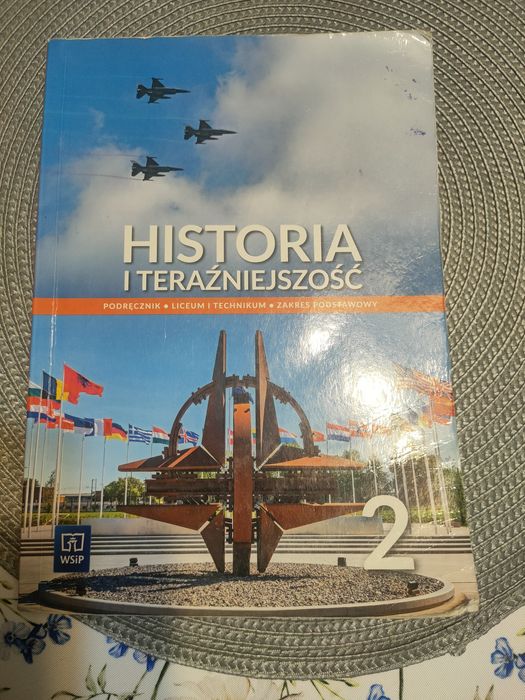 Historia i teraźniejszość 2