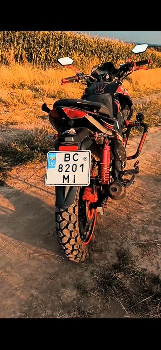 Spark R-27 В хорошому стані,читайте опис.