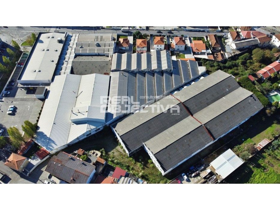 Unidade industrial em Nogueira da Maia