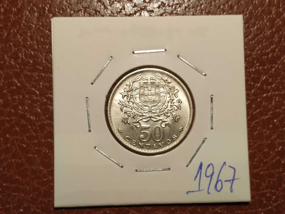 854 moeda de 50 centavos de 1967 em alpaca - Portugal