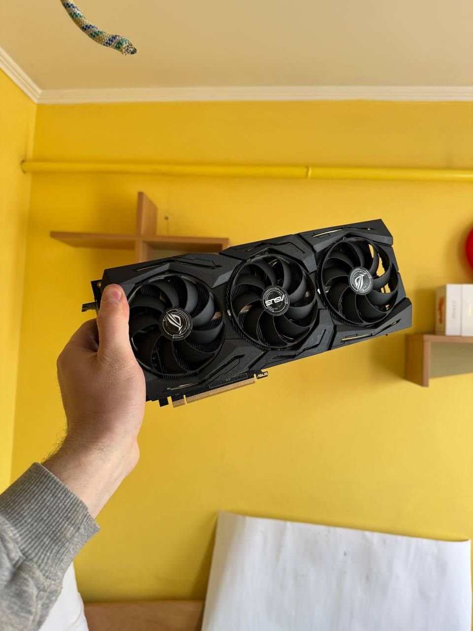 Asus Rog strix RTX 2060S 8GB