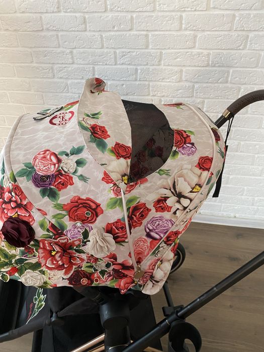 Коляска Cybex 2 в 1 Priam Lux Spring Blossom Light (шасі Rose Gold)