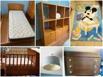 Quarto infantil completo em madeira transformável e com colchão