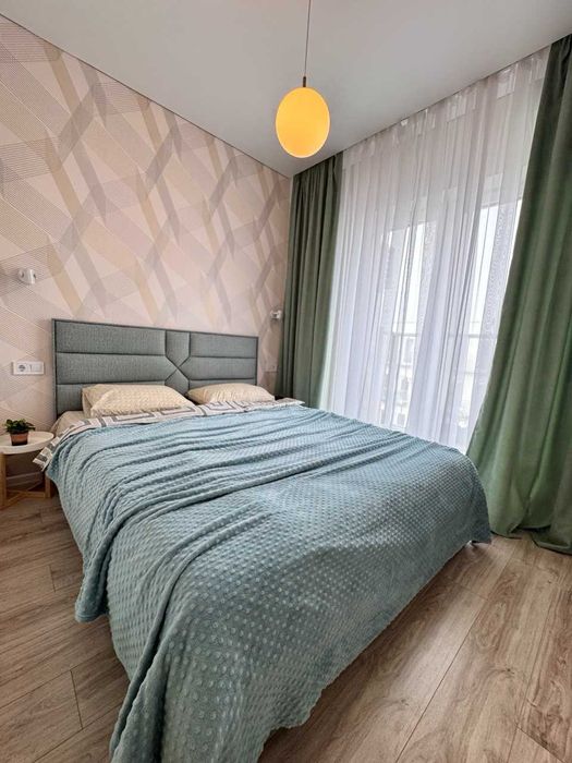 Продам 1 комнатную квартиру на Слободке ЖК Золотые Столбы