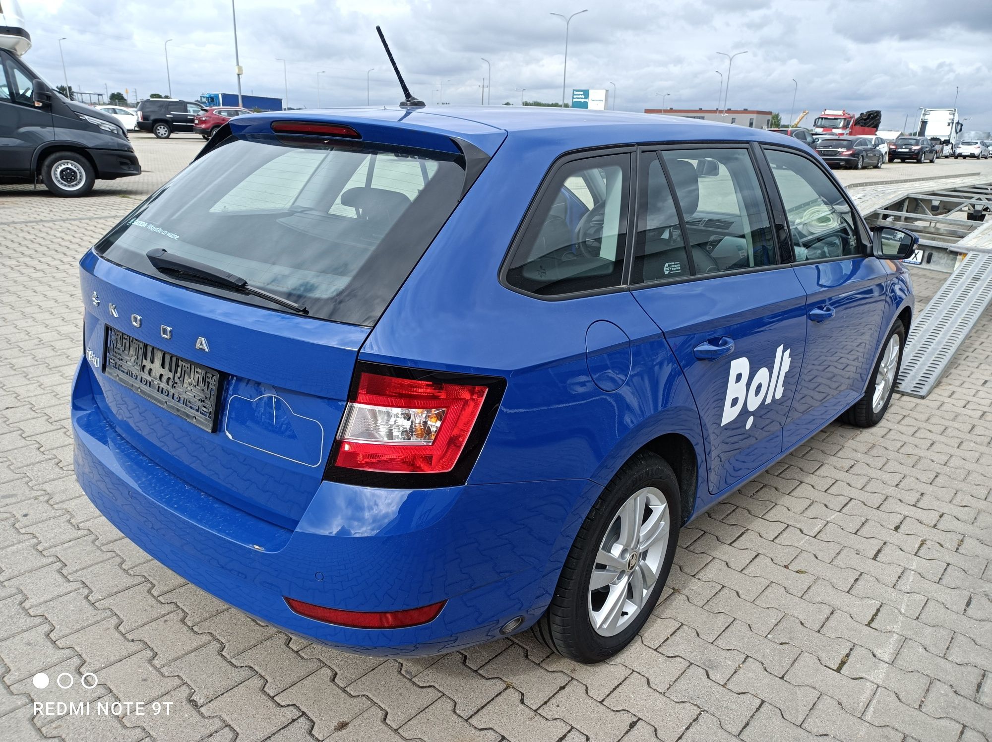 Wynajem aut Uber Bolt Nowa Fabia III 1.0 gaz Taxi Kombi z LPG FreeNow