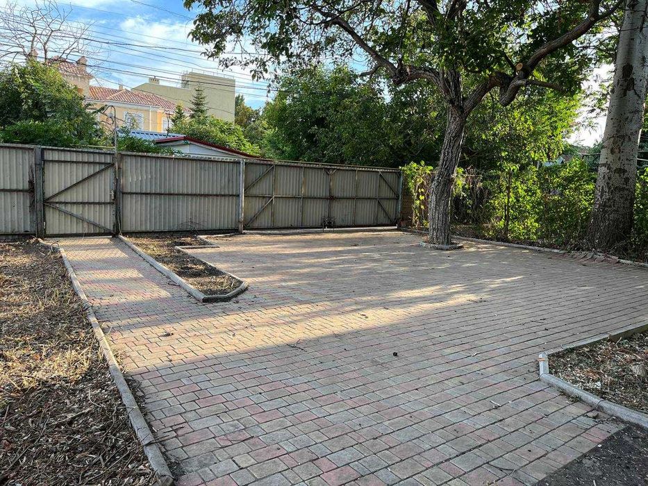 Продам ділянку 10 соток на 13 Фонтана.