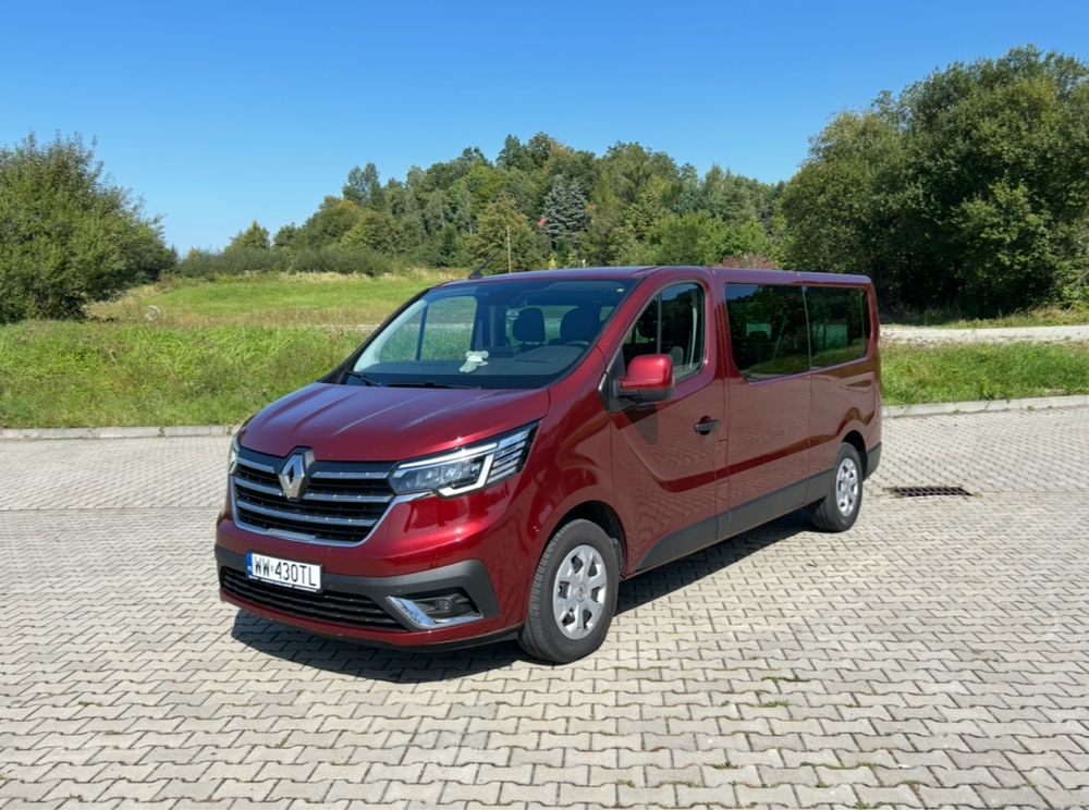 Wynajem busa 9 osób renault trafic