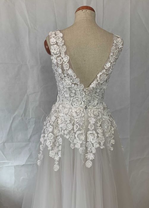 Nowa suknia ślubna 38/40 M/L boho-luxe hafty Princessa szampańska biel