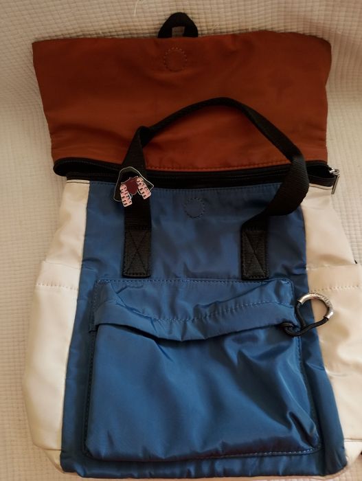 Mochila Parfois em bom estado