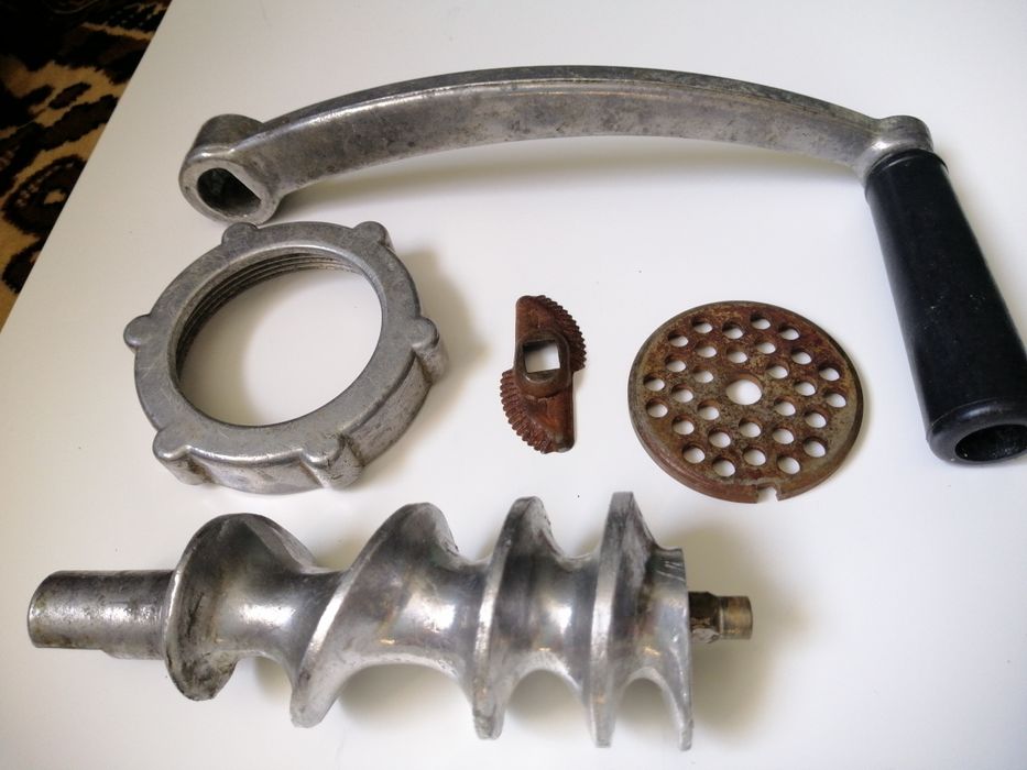 Мясорубка ручная