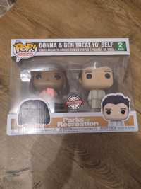 funko pop donna and ben treat to self