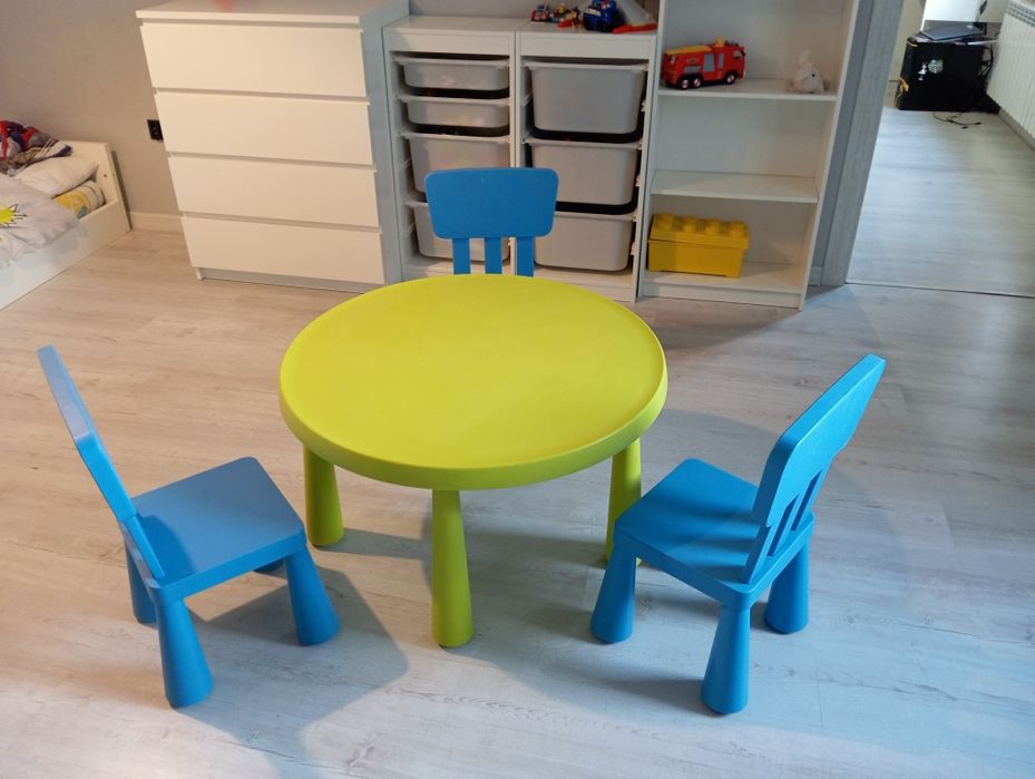 Stolik + 3 krzesła IKEA Mammut
