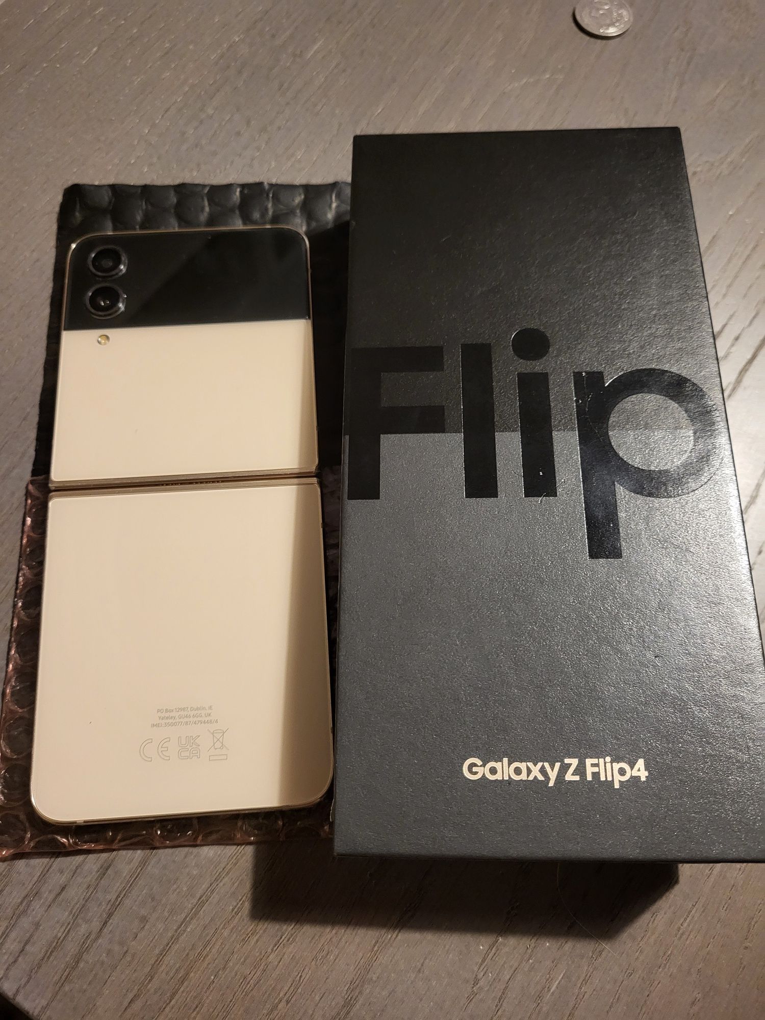 Samsung Galaxy Z Flip 4 8/128 GB różowo złoty