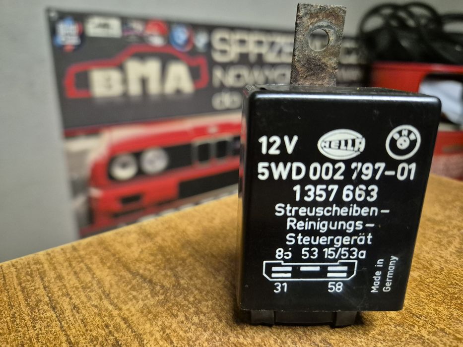 BMW E24 E23 E21 E12 Przekaźnik Spryskiwaczy Reflektorów Lamp Przednich