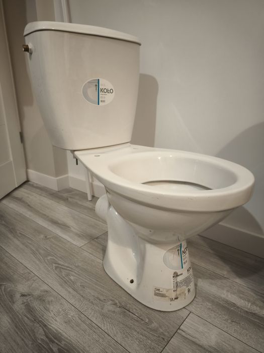 WC kompakt Koło Geberit ideał