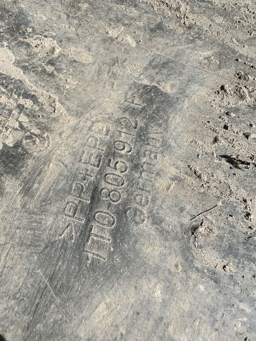 Nadkole Caddy III Przód prawe